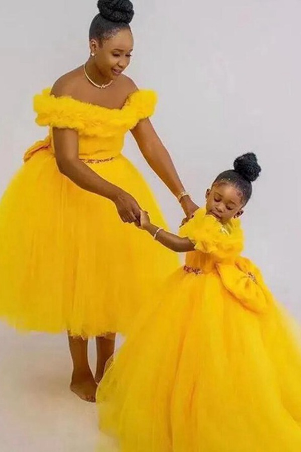 Jaune Hors L'épaule Robe De Soirée Correspondante Fille Mère MGD102