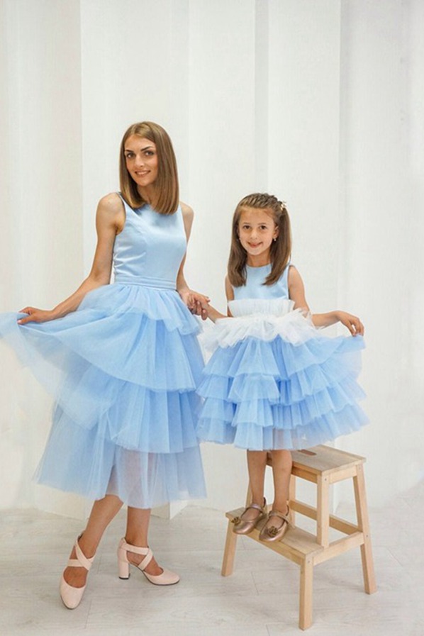 Robe De Soirée Assortie Pour Mère Et Enfant En Tulle Bleu Ciel MGD172