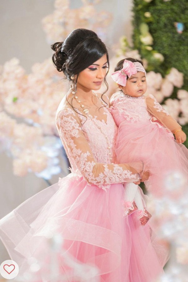 Robe De Soirée Assortie En Tulle Rose Pour Maman Et Bébé MGD178