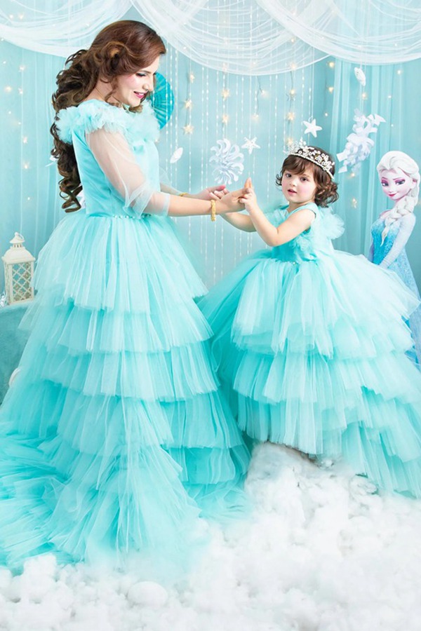 Robe De Bal Assortie En Tulle Turquoise Pour Mère Et Fille MGD198